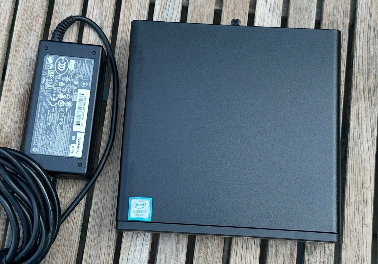 Hp prodesk 600 G3 mini/ i5-7500/16gb ddr4/512gb ssd/Win 11/, Computers en Software, Ophalen, Zo goed als nieuw