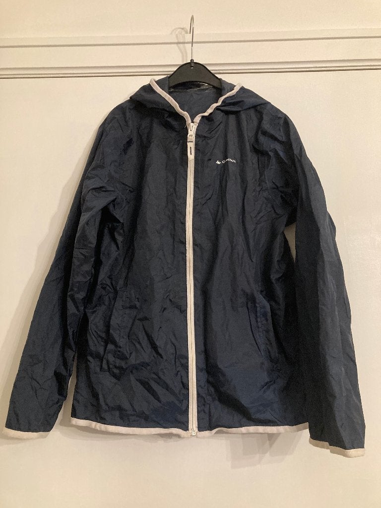 Donker blauwe regenjas - Quechua - maat 12 jaar, Kinderen en Baby's, Gebruikt, Jongen of Meisje, Ophalen of Verzenden, Quechua, Decathlon