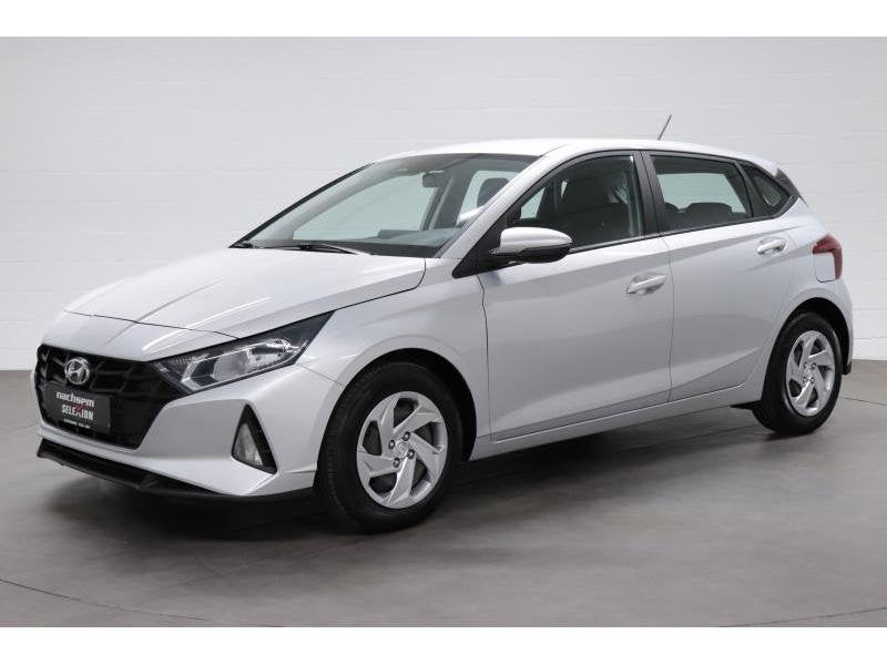 Hyundai i20 1.2 Hyundai I20 1.2 ESSENCE SELECT 5MT, 62 kW, Handgeschakeld, 5 deurs, Zilver of Grijs