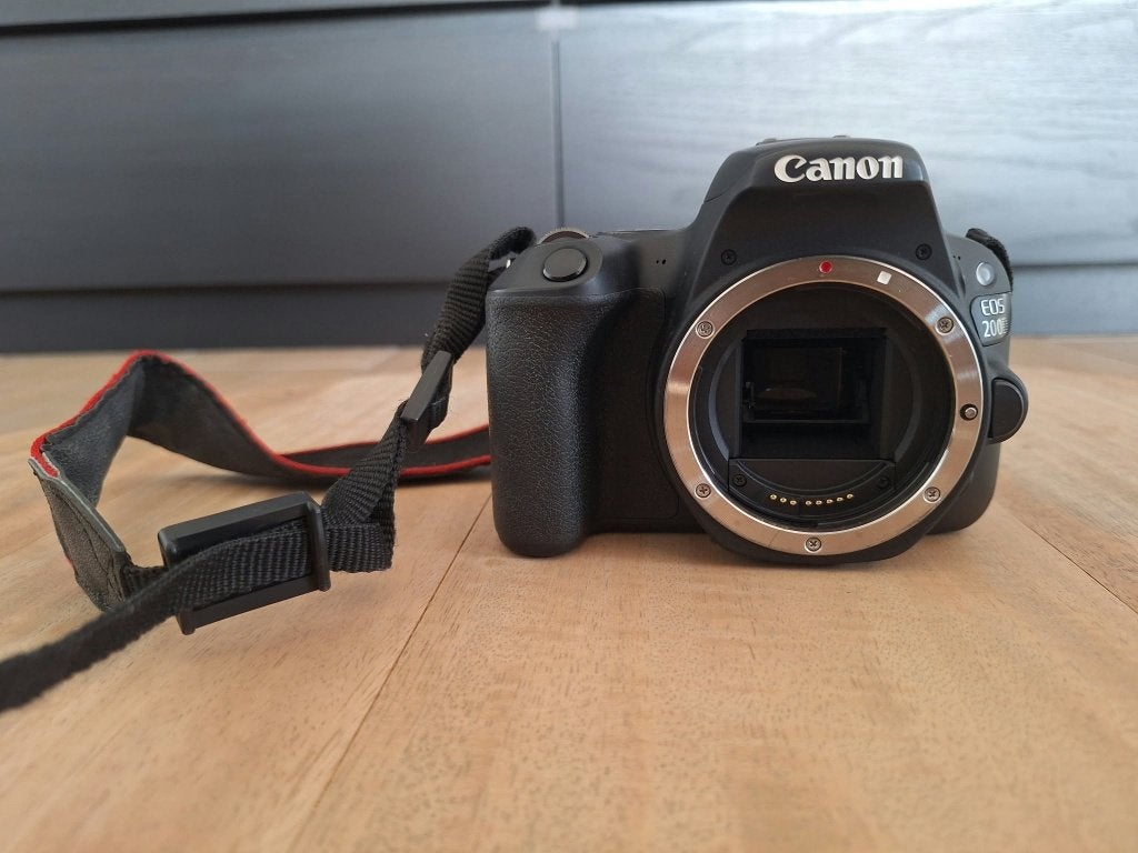 Canon EOS 200D body + Tamronlens 18-200mm + Canonlens 50 mm, Audio, Tv en Foto, Gebruikt, Spiegelreflex, Canon, Ophalen of Verzenden