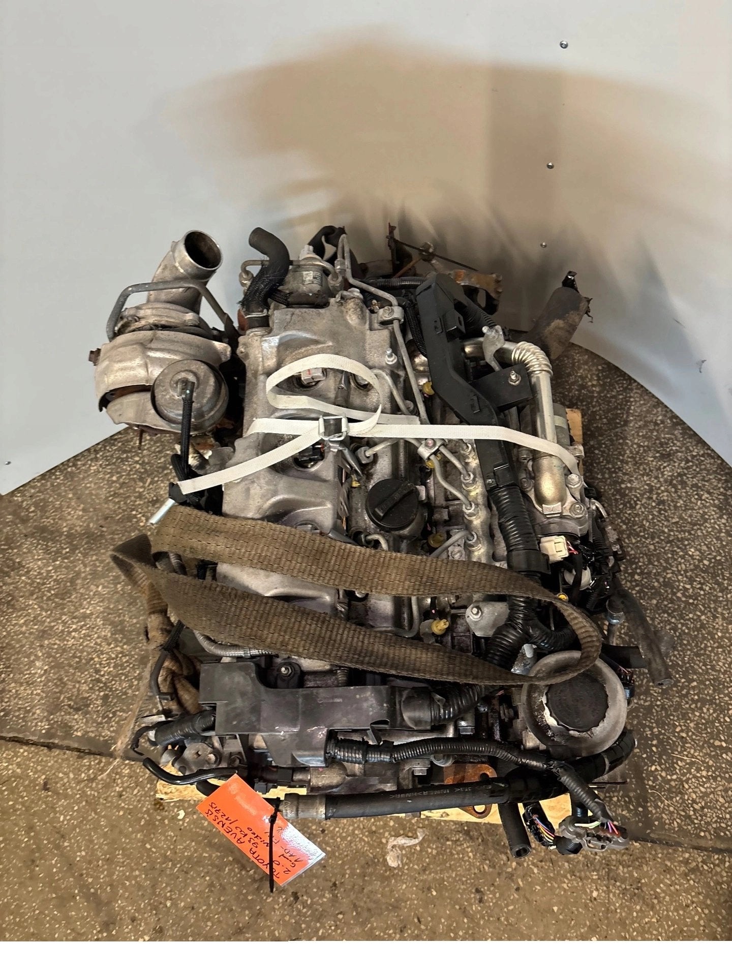 Moteur 1ADFTV Complet AVENSIS TOYOTA