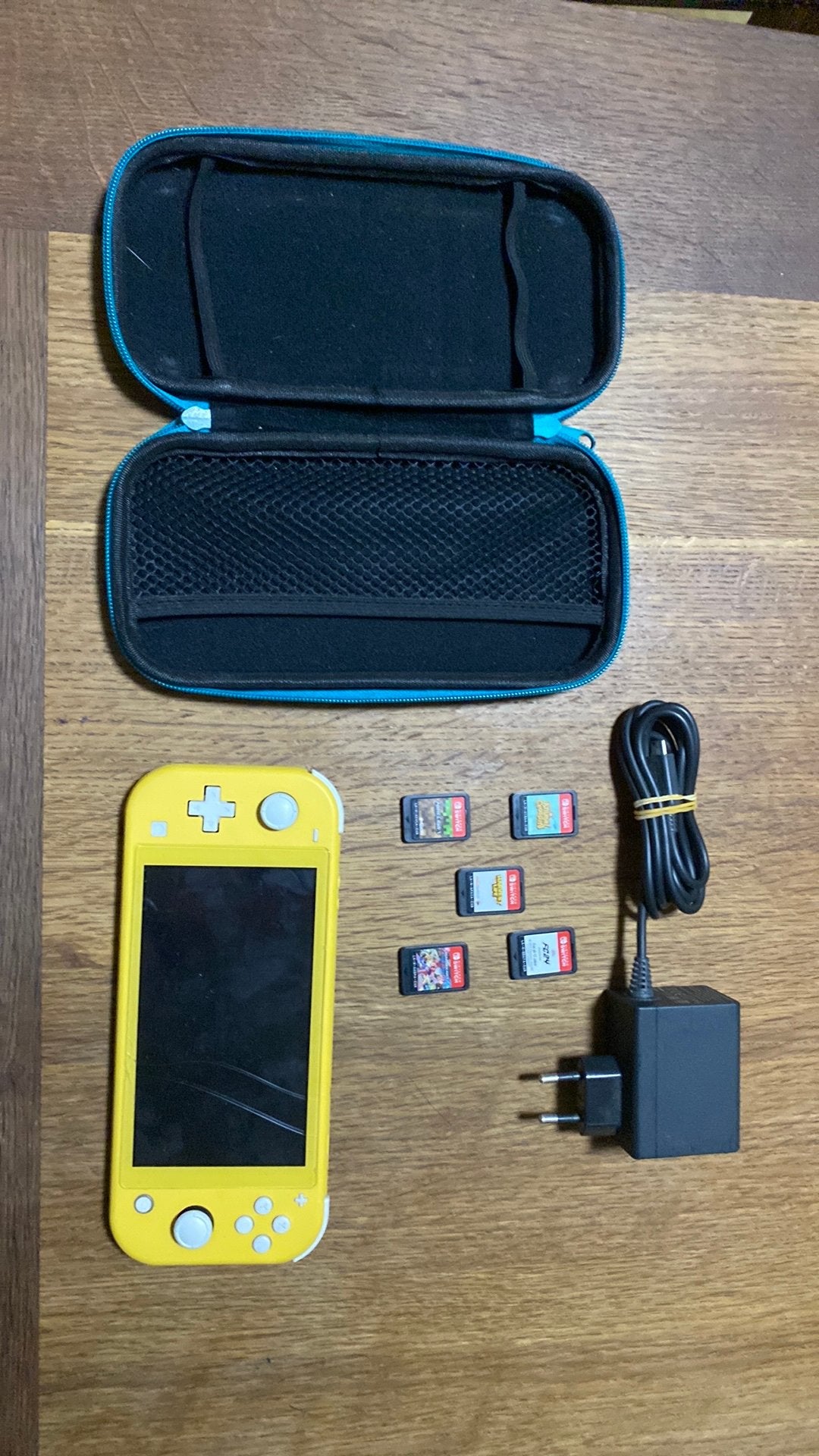 Nintendo switch lite, Ophalen, Geel, Zo goed als nieuw