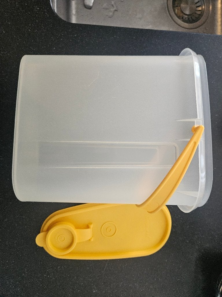 Tupperware soep doos, Ophalen of Verzenden, Gebruikt, Geel, Bewaardoos