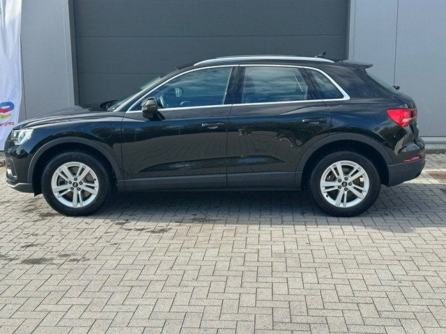 Audi Q3 hybride automaat 12.500km, Autos, Achat, Entretenue par le concessionnaire, Noir, 5 portes