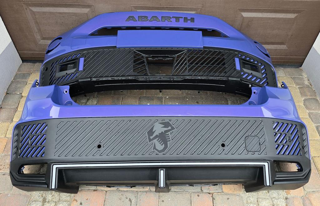 Voorbumper Achterbumper FIAT 600 600E ABARTH SPORT 24-, Autos : Pièces & Accessoires, -, Origine de la pièce connue, Utilisé, Fiat