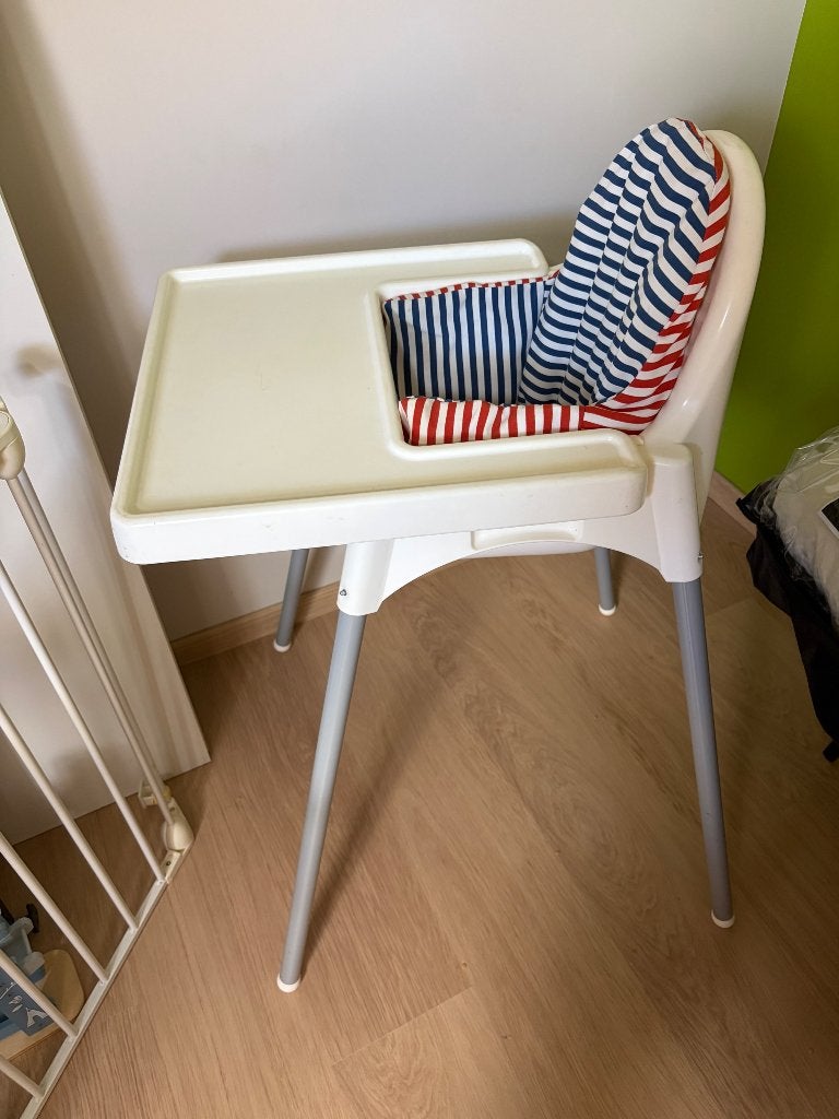 Eetstoel Ikea, Kinderen en Baby's, Kinderstoelen, Ophalen, Gebruikt, Afneembaar eetblad