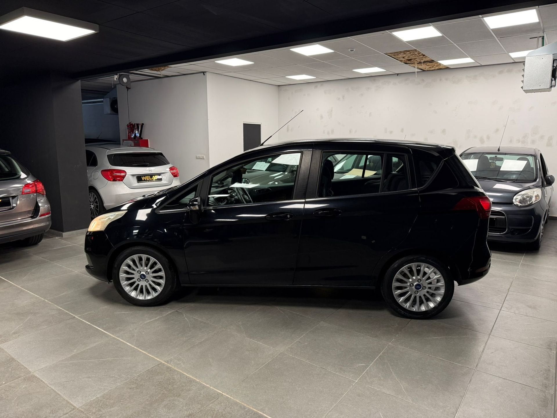 FORD BMAX TURBO BENZINE/2013/131.000KM, Auto's, Voorwielaandrijving, Euro 5, Monovolume, Gebruikt