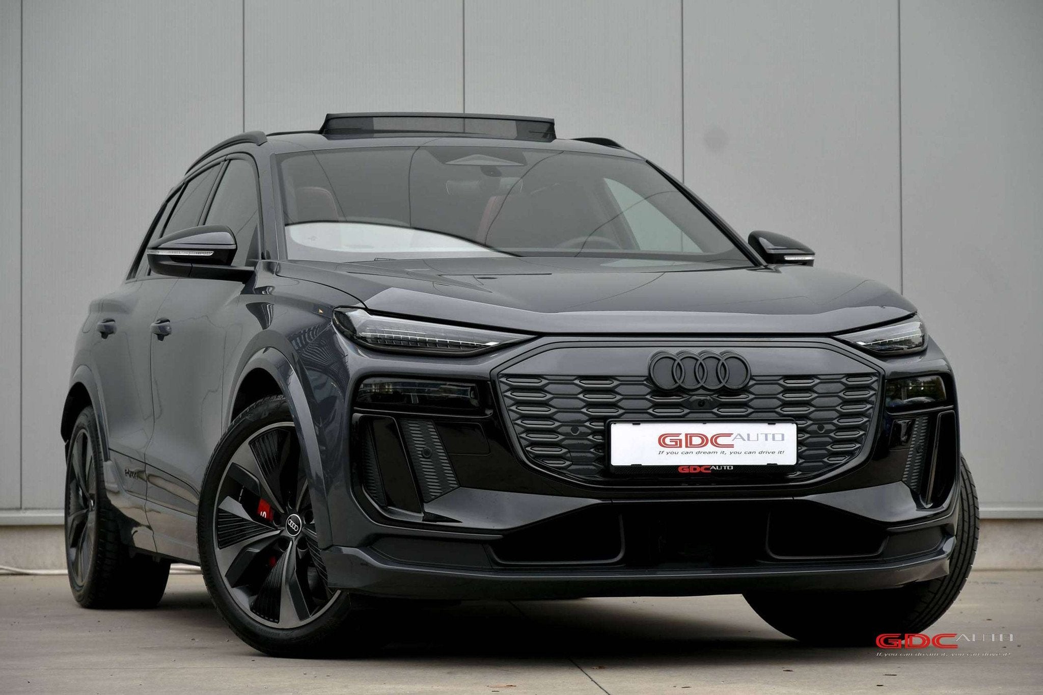 Audi SQ6 e-tron SQ6 Quattro Edition One l Head-up l Bang& Ol, Auto's, Audi, Gebruikt, Parkeersensor, https://public.car-pass.be/vhr/58cb8e23-0abc-4557-8adf-96ec26e339ad