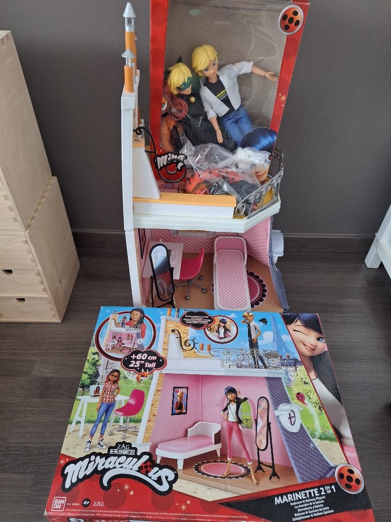 Superheld Miraculous huis en poppen, Kinderen en Baby's, Speelgoed | Poppen, Ophalen, Gebruikt, Overige typen