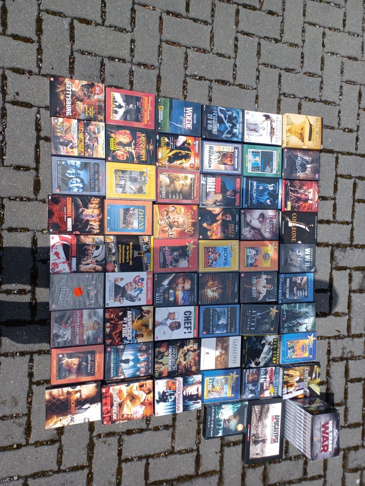 lot dvd's met verschillende dvd-boxen, CD & DVD, DVD | Autres DVD, Tous les âges, Enlèvement ou Envoi, Comme neuf, Coffret