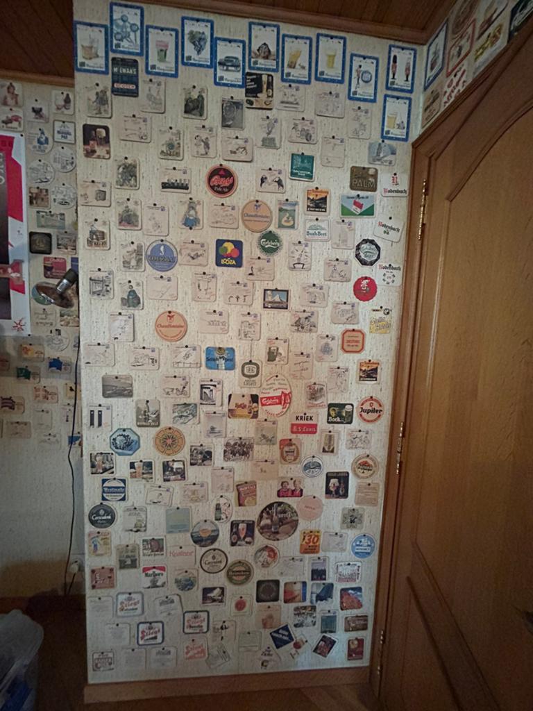 Oude verzameling bierkaartjes, Ophalen, Geschiedenis