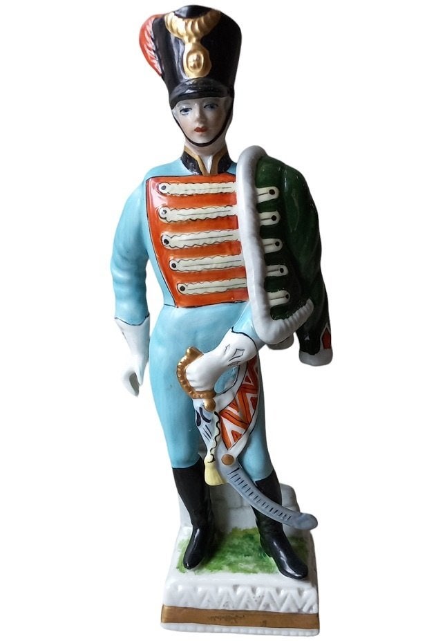 Napels Capodimonte soldaat "Husar", Ophalen of Verzenden