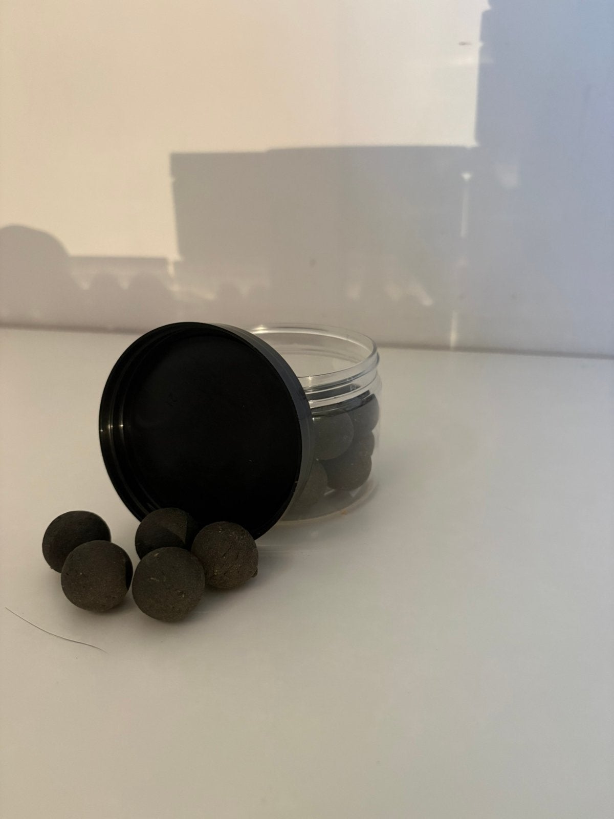 Spicy Pepper black 20mm popups, Watersport en Boten, Hengelsport | Karpervissen, Ophalen of Verzenden, Zo goed als nieuw, Overige typen