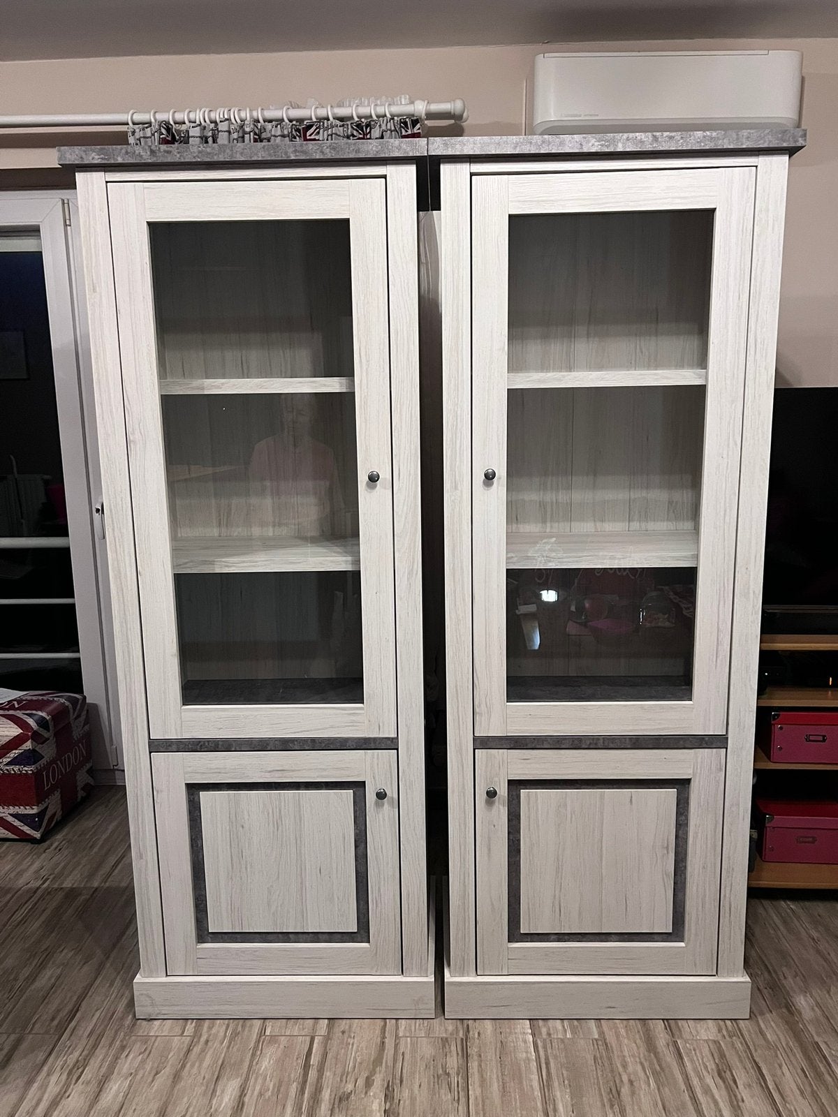 2 vitrines, Enlèvement, Neuf