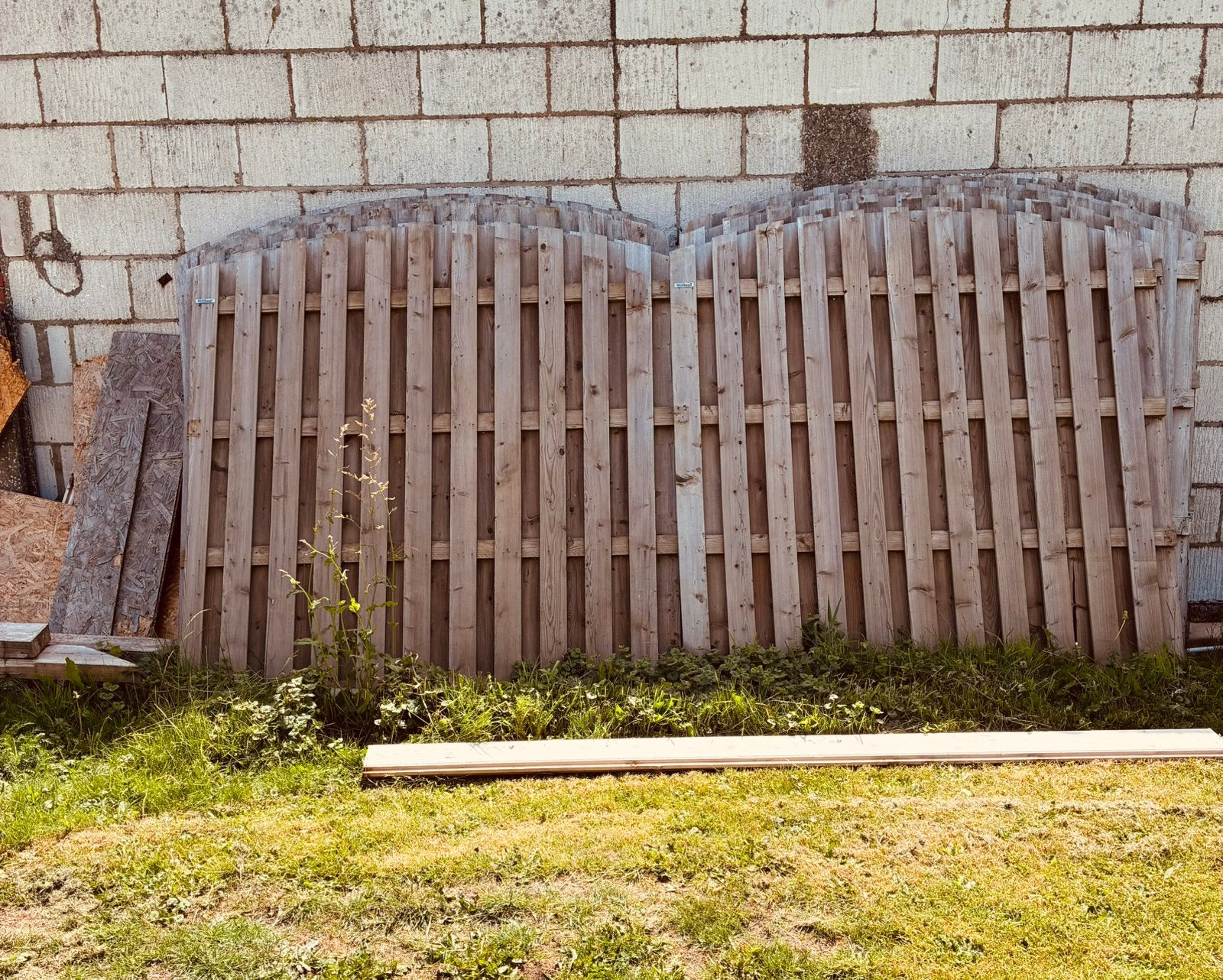 14 stuks mooie gebogen sterke tuinschermen in nieuwstaat, Tuin en Terras, Ophalen, Zo goed als nieuw