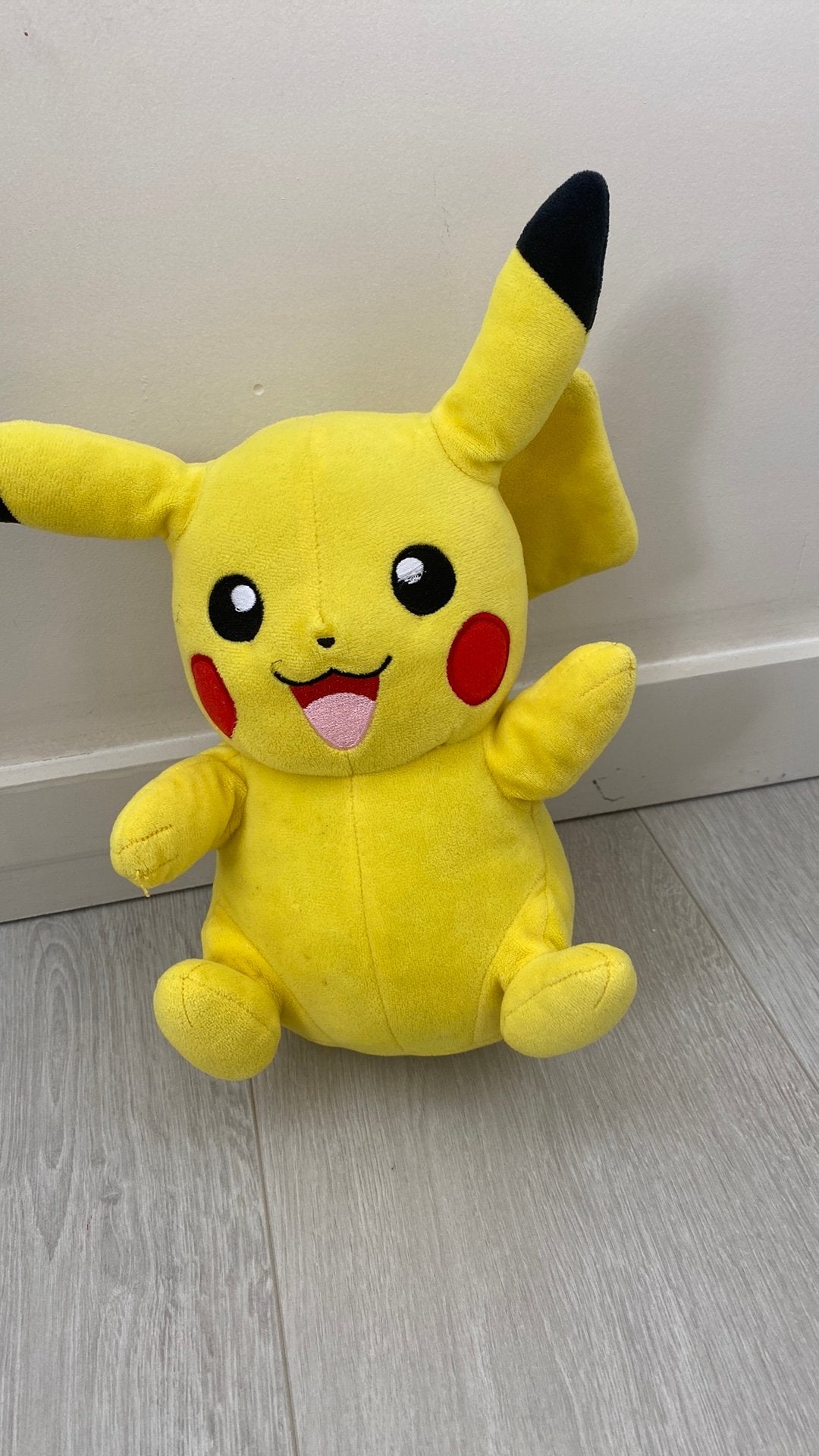 Pikachu knuffel, Ophalen, Zo goed als nieuw
