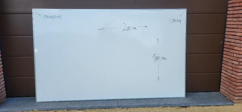 whiteboard 2mx1m, Ophalen, Gebruikt, Whiteboard