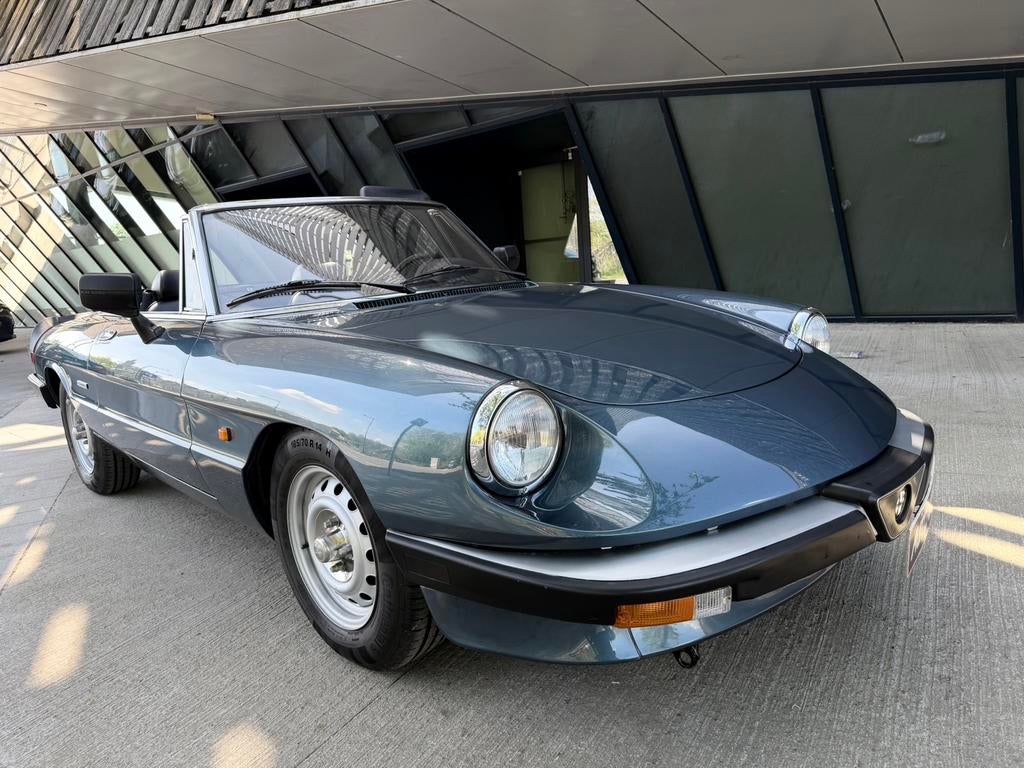 Alfa Romeo Spider 1600, Auto's, Alfa Romeo, Achterwielaandrijving, Zwart, 4 cilinders, Cabriolet