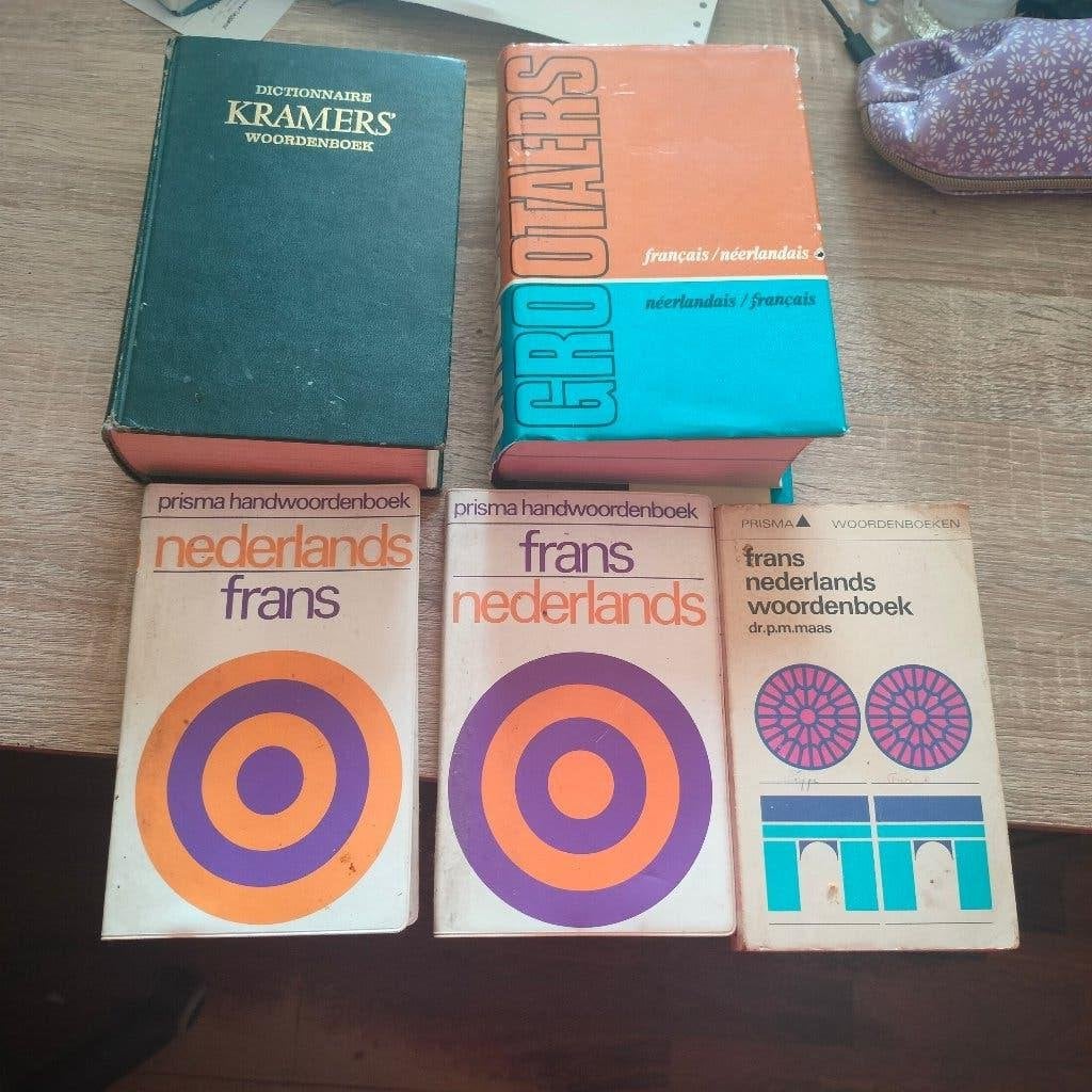 Woordenboeken, Diversen, Schoolbenodigdheden, Ophalen of Verzenden, Gebruikt