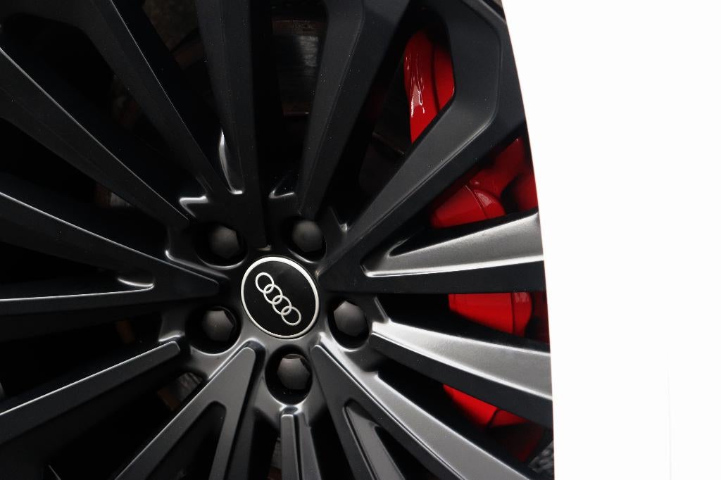 Audi Q8 e-tron 106 kWh 55 Competition - B&O/Towbar/SOH=94%, Auto's, Automaat, https://public.car-pass.be/vhr/ee234223-d5a5-4a8e-8f86-a0f2b9c8c8fe?lang=nl