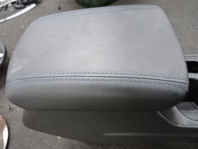 MIDDENCONSOLE Hyundai Tucson (TL) (01-2015/05-2023), Hyundai Motor Deutschland GmbH, Gebruikt, Kaiserleipromenade 5
63067  Offenbach am Main, DE