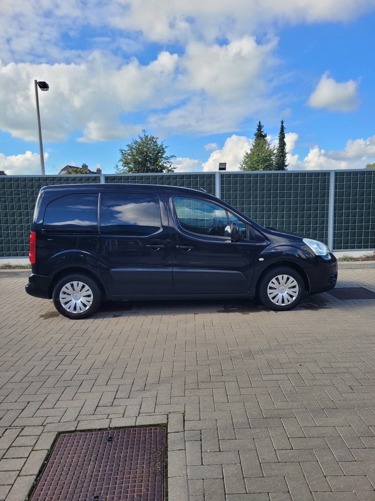 citroen berlingo 16hdi lichte vracht, Voorwielaandrijving, Zwart, Berlingo, Particulier