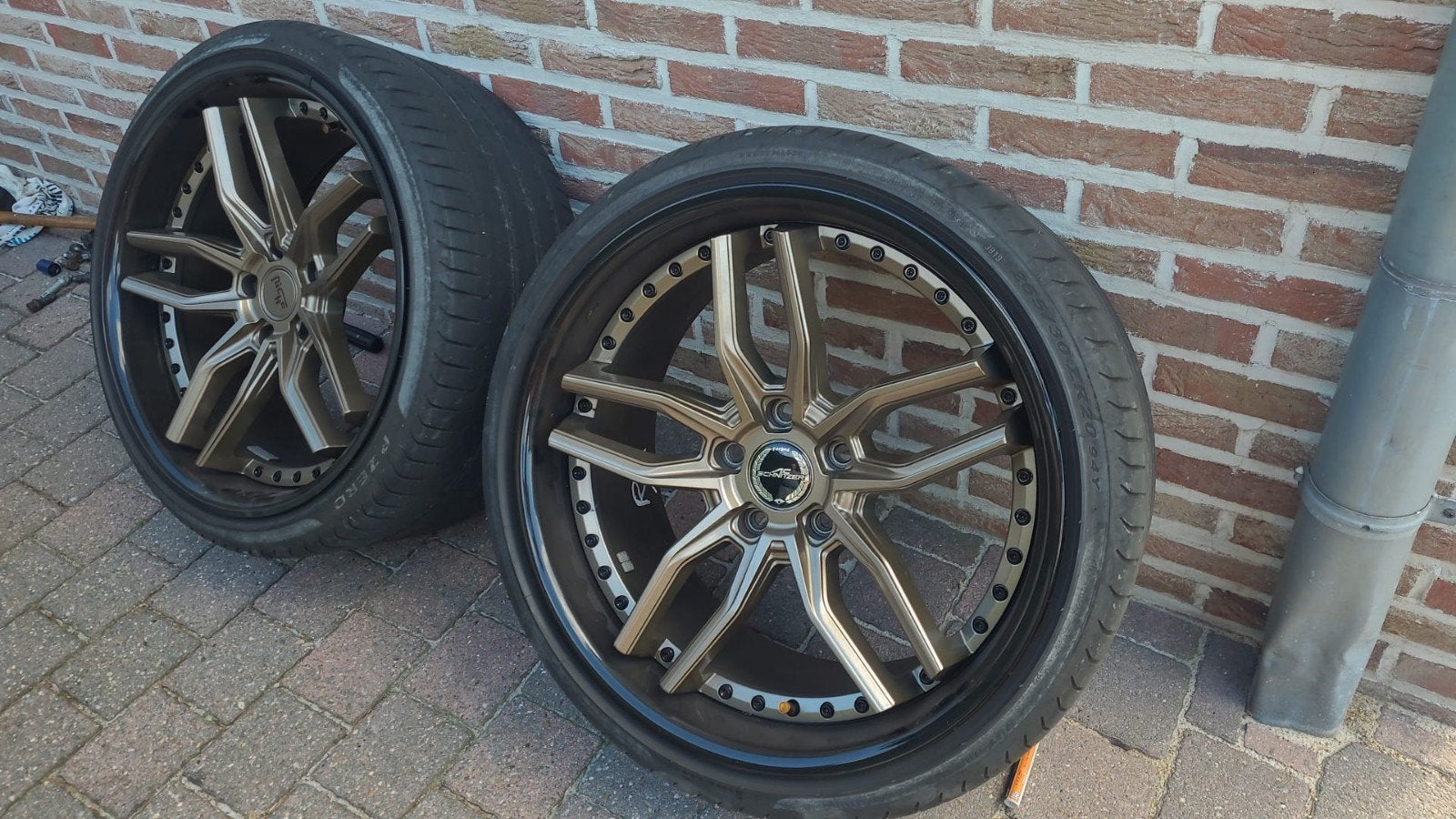 Niche methos matte bronze black 20 inch, Ophalen, 20 inch, Band(en)