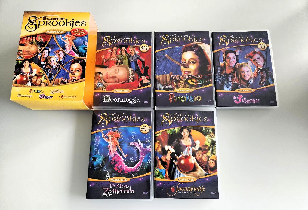 Studio 100 Sprookjes in DVD box met 5 musicals, Cd's en Dvd's, Dvd's | Kinderen en Jeugd, Ophalen
