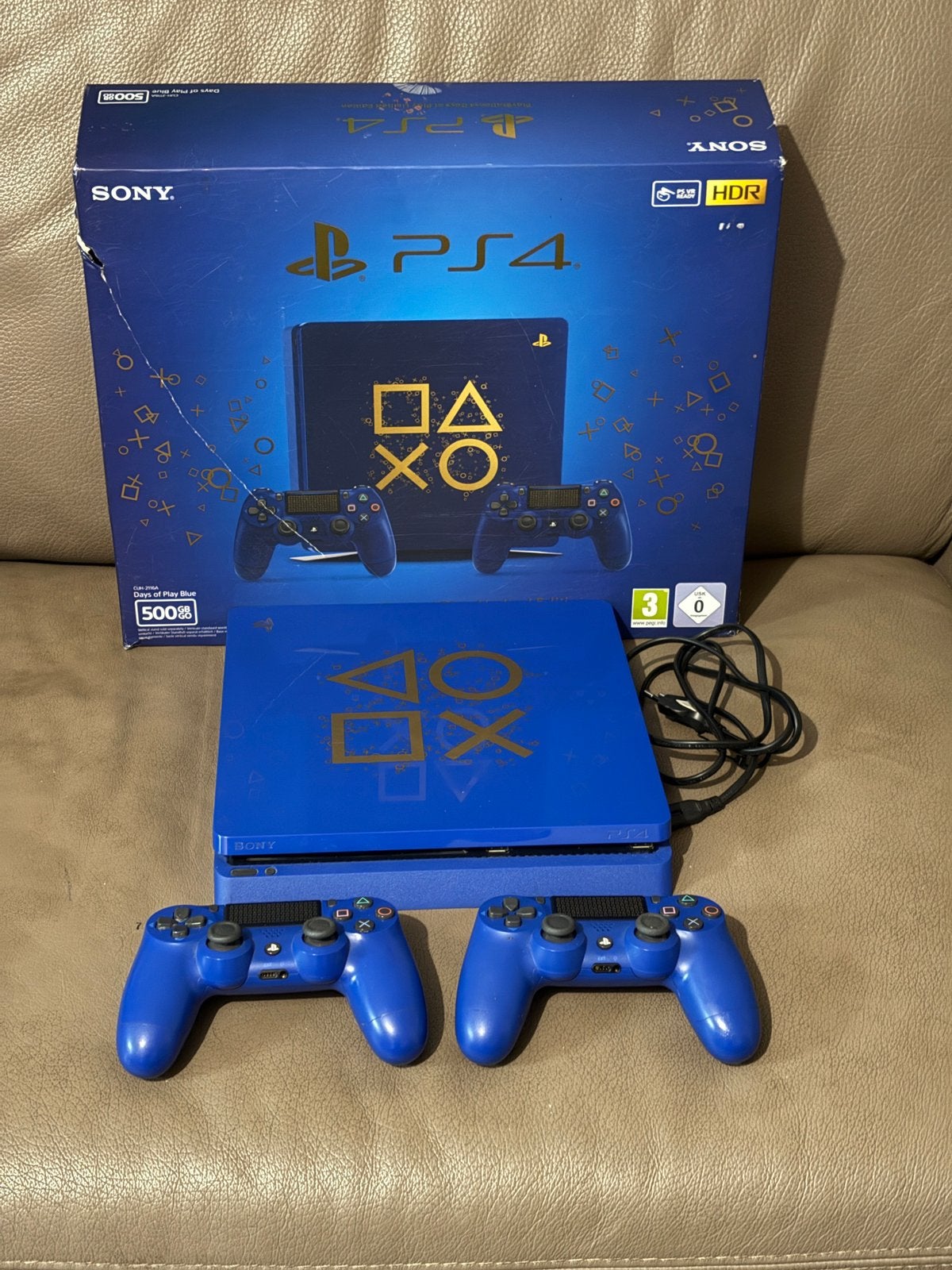 Playstation 4 slim 500gb days of play limited edtiom, Games en Spelcomputers, Spelcomputers | Sony PlayStation 4, 500 GB, Met 2 controllers