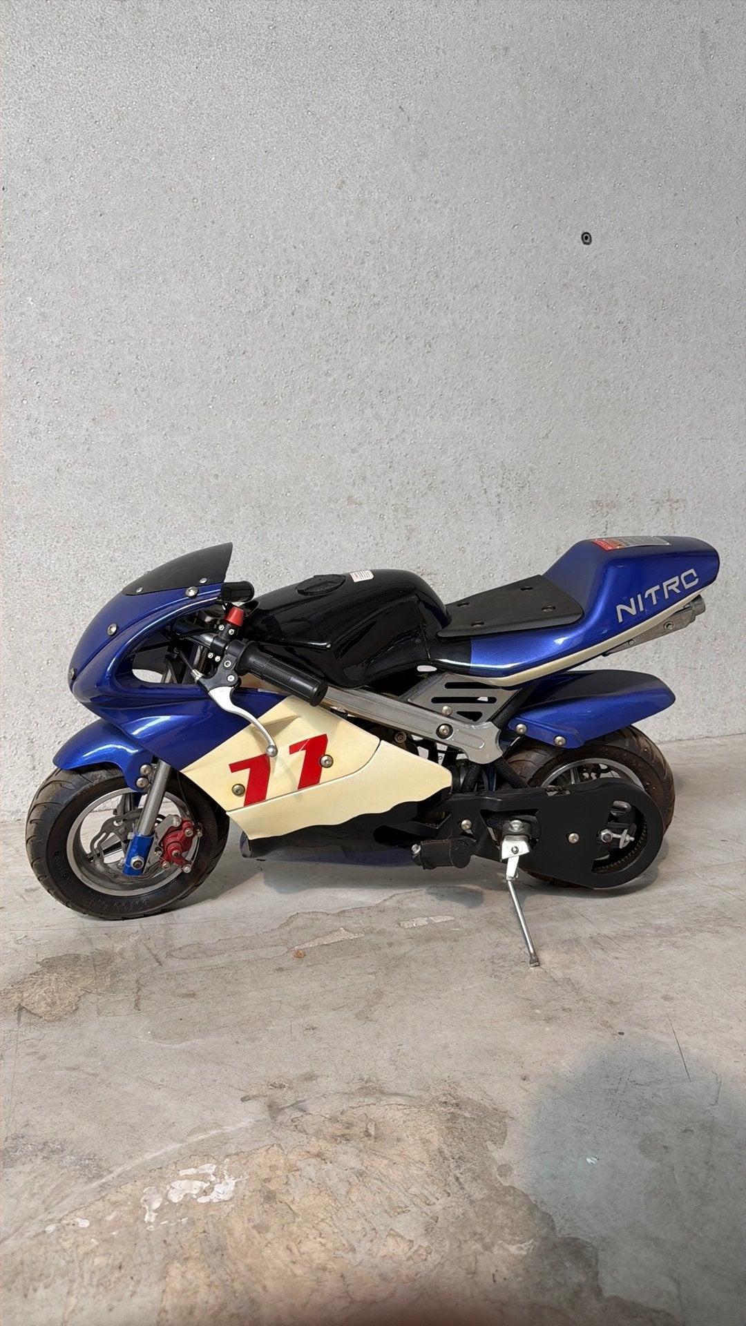 Grote uitverkoop - Mini Pitbike - defecte slang, Fietsen en Brommers, Ophalen, Zo goed als nieuw, Pitbike