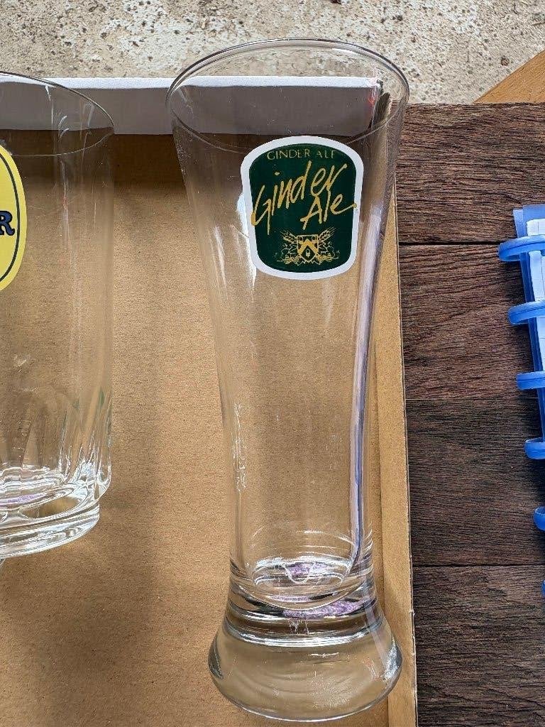 Ginder Ale - grand verre, Collections, Marques de bière, Utilisé, Verre ou Verres, Autres marques, Enlèvement ou Envoi