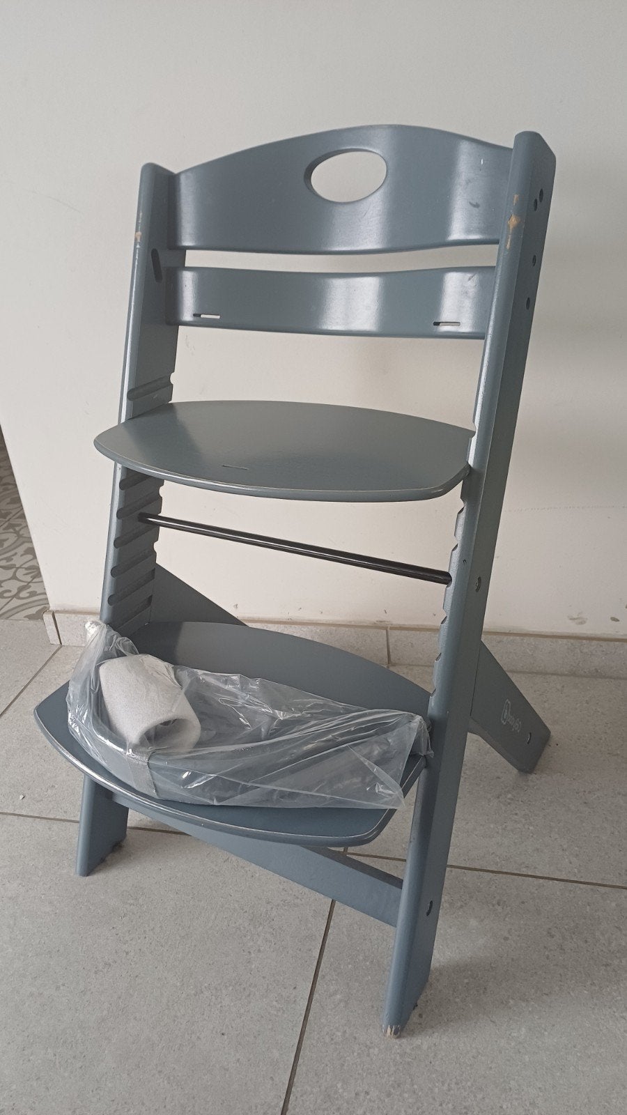 BabyGo meegroeistoelen 2 stuks, Kinderen en Baby's, Ophalen, Gebruikt, Meegroeistoel, Gordel(s)