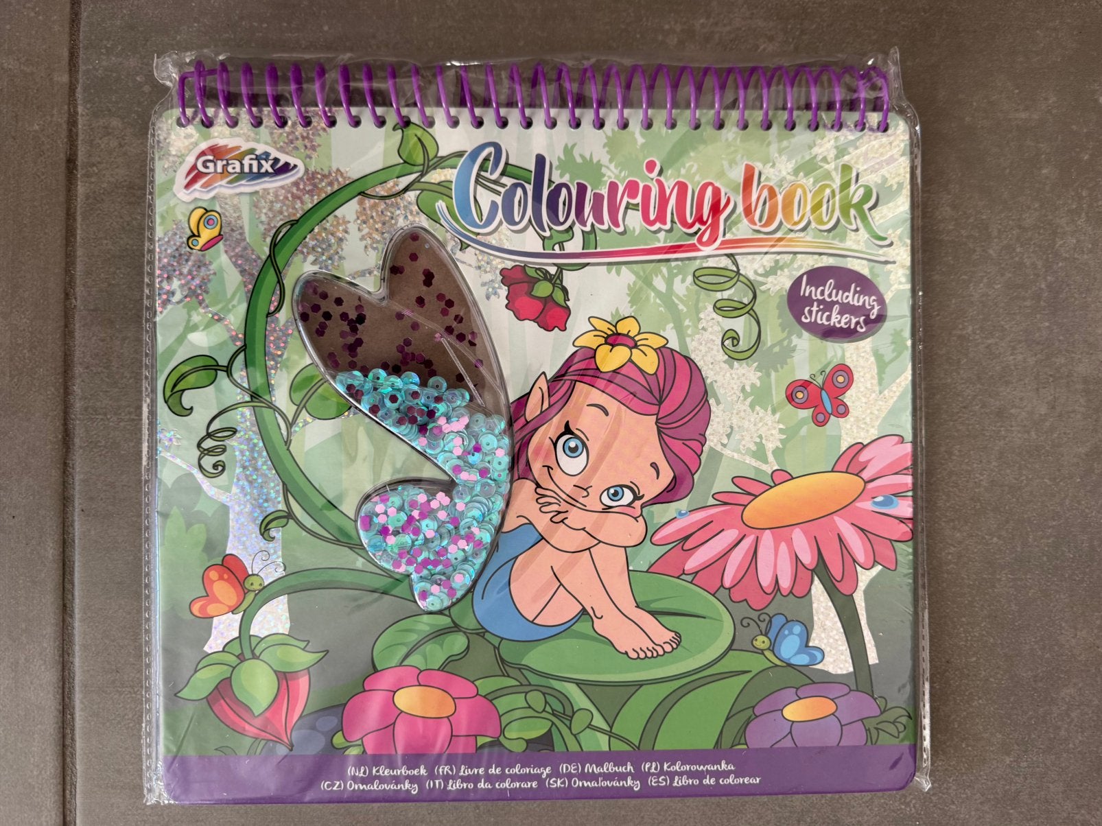 Kleurboek elf met stickers Nog nieuw, Hobby & Loisirs créatifs, Dessin, Enlèvement, Neuf, Papier, Carnet de croquis ou à dessin