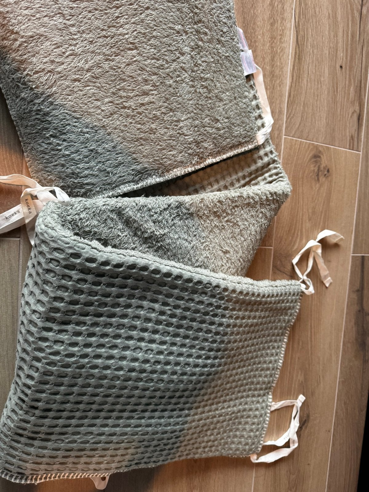 Bed/ box omranding baby merk Koeka, Ophalen, Zo goed als nieuw