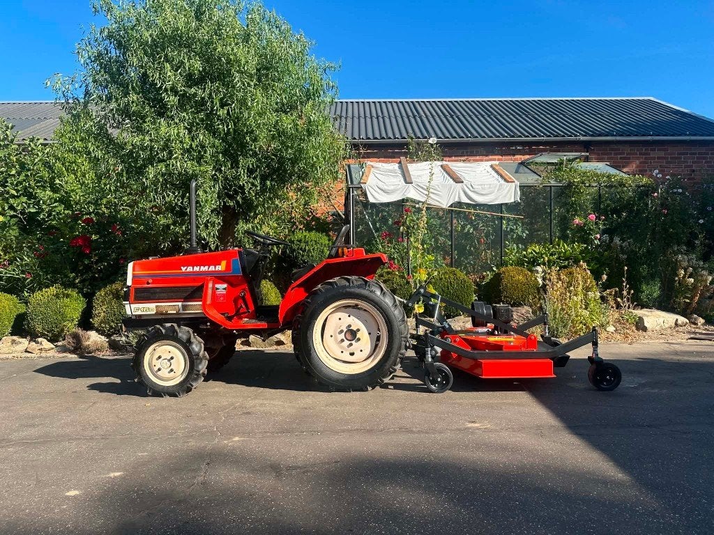 MINITRACTOR YANMAR F16 4X4 NIEUWE GAZONMAAIER/WEIDEBLOTER, Ophalen