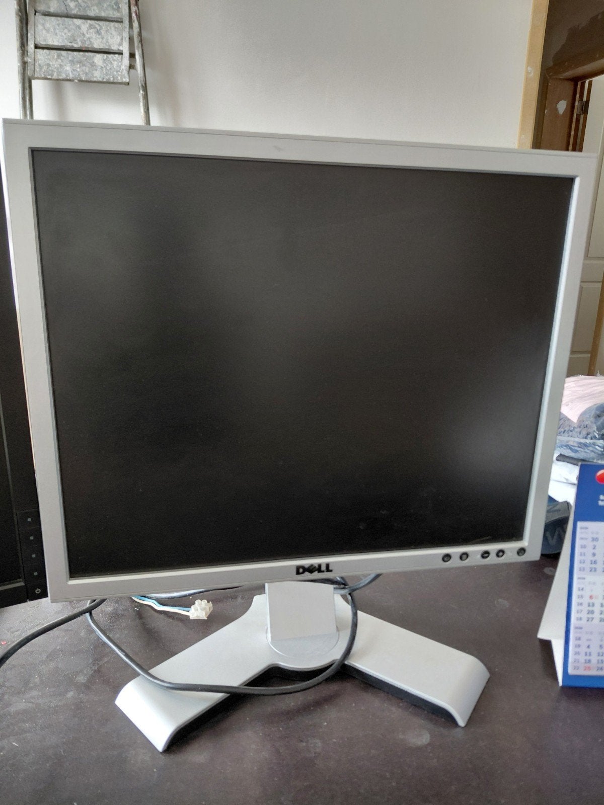 DELL computer scherm monitor 19inch, Computers en Software, Ophalen of Verzenden, HDMI