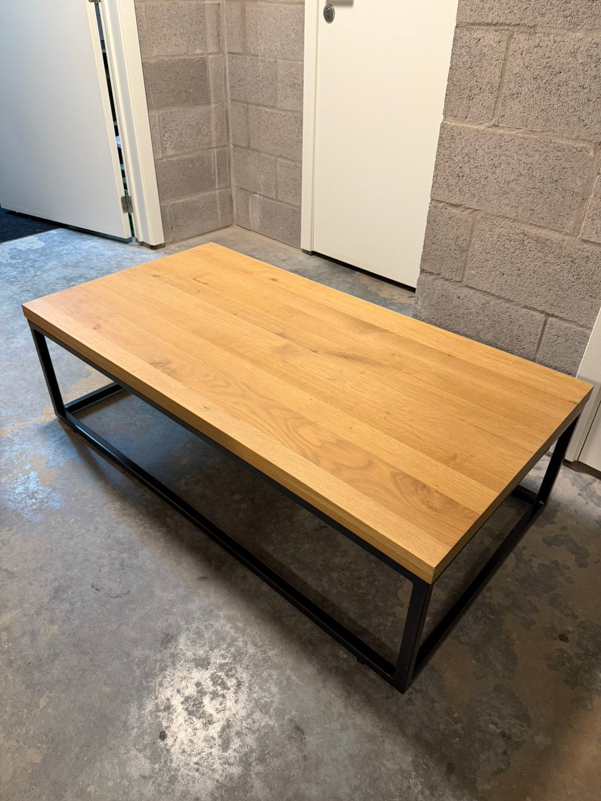 Eiken salontafel - goede staat, Ophalen, Zo goed als nieuw