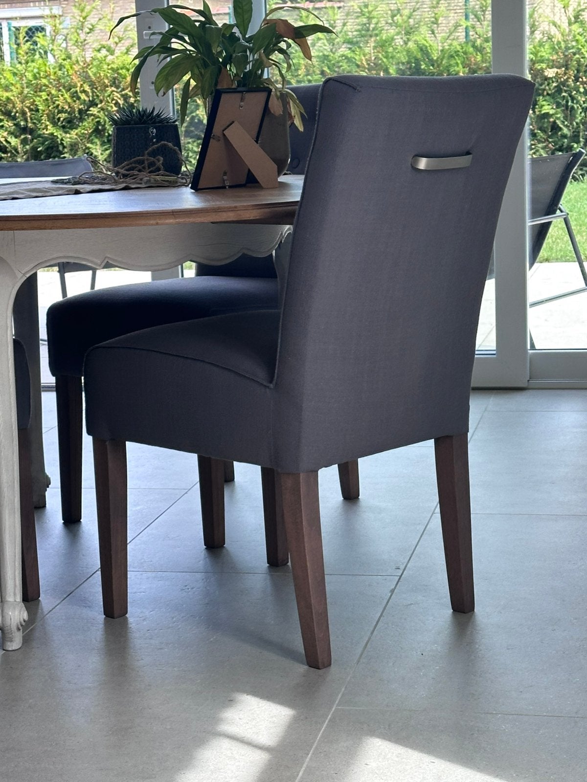 6  stoelen met landelijke uitschuif tafel, Huis en Inrichting, Ophalen, Zo goed als nieuw