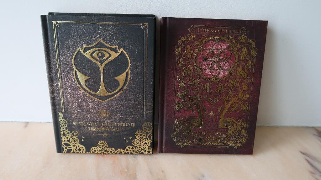 Tomorrowland CD's, CD & DVD, Enlèvement ou Envoi, Utilisé, Coffret