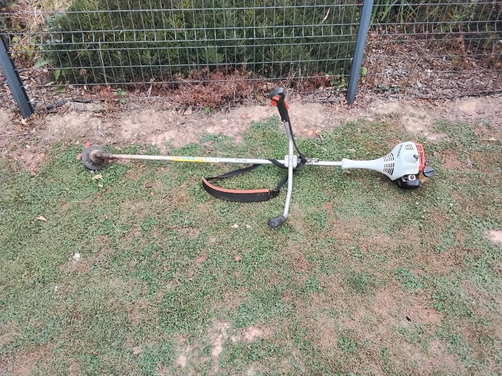 Debrousailleuse stihl f55r, Enlèvement