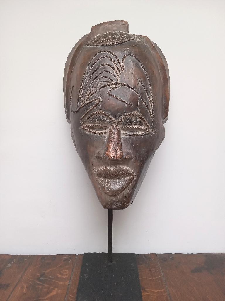 Masque africain, Envoi