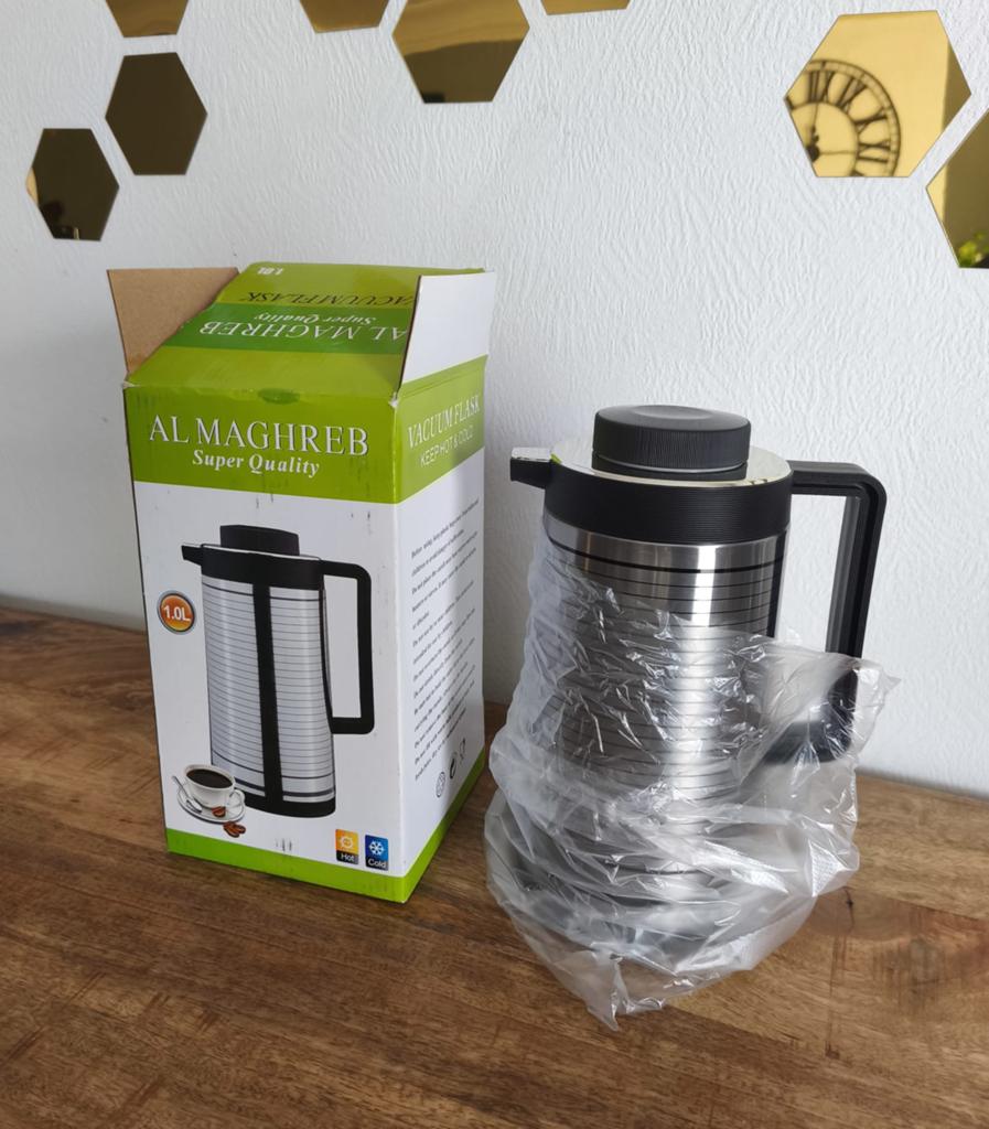 Nieuwe thermoskan / vacuum flask 1 liter, Elektronische apparatuur, Keukenmixers, Zo goed als nieuw, Ophalen