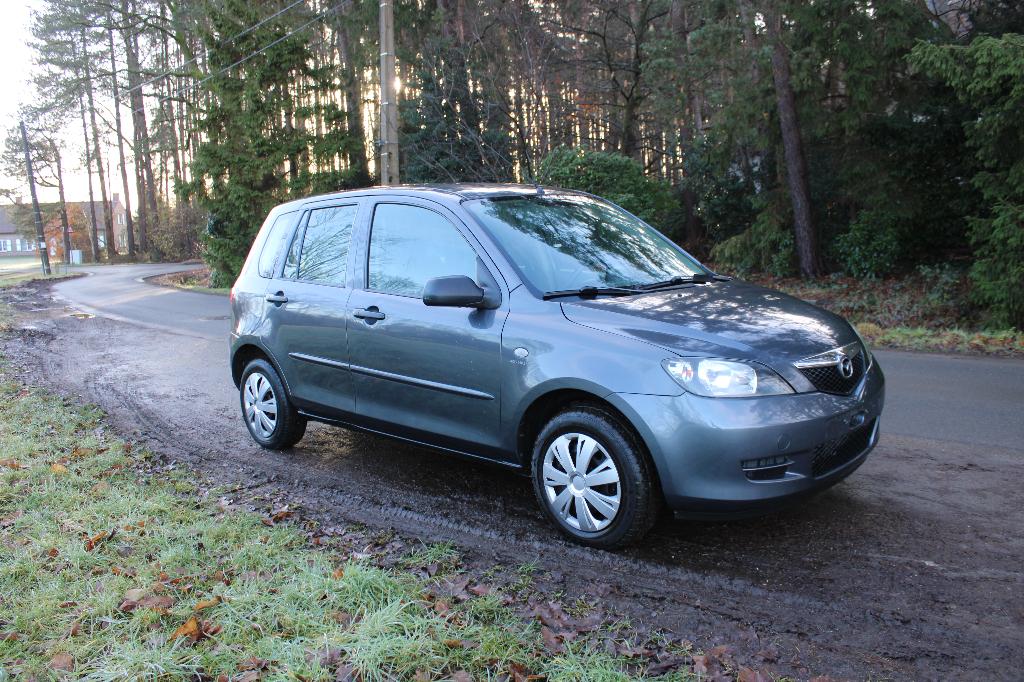 Mazda 2 // Benzine // 133000km // nieuwe distributieriem, Autos, Mazda, Achat, 1298 cm³, Boîte manuelle, 5 portes