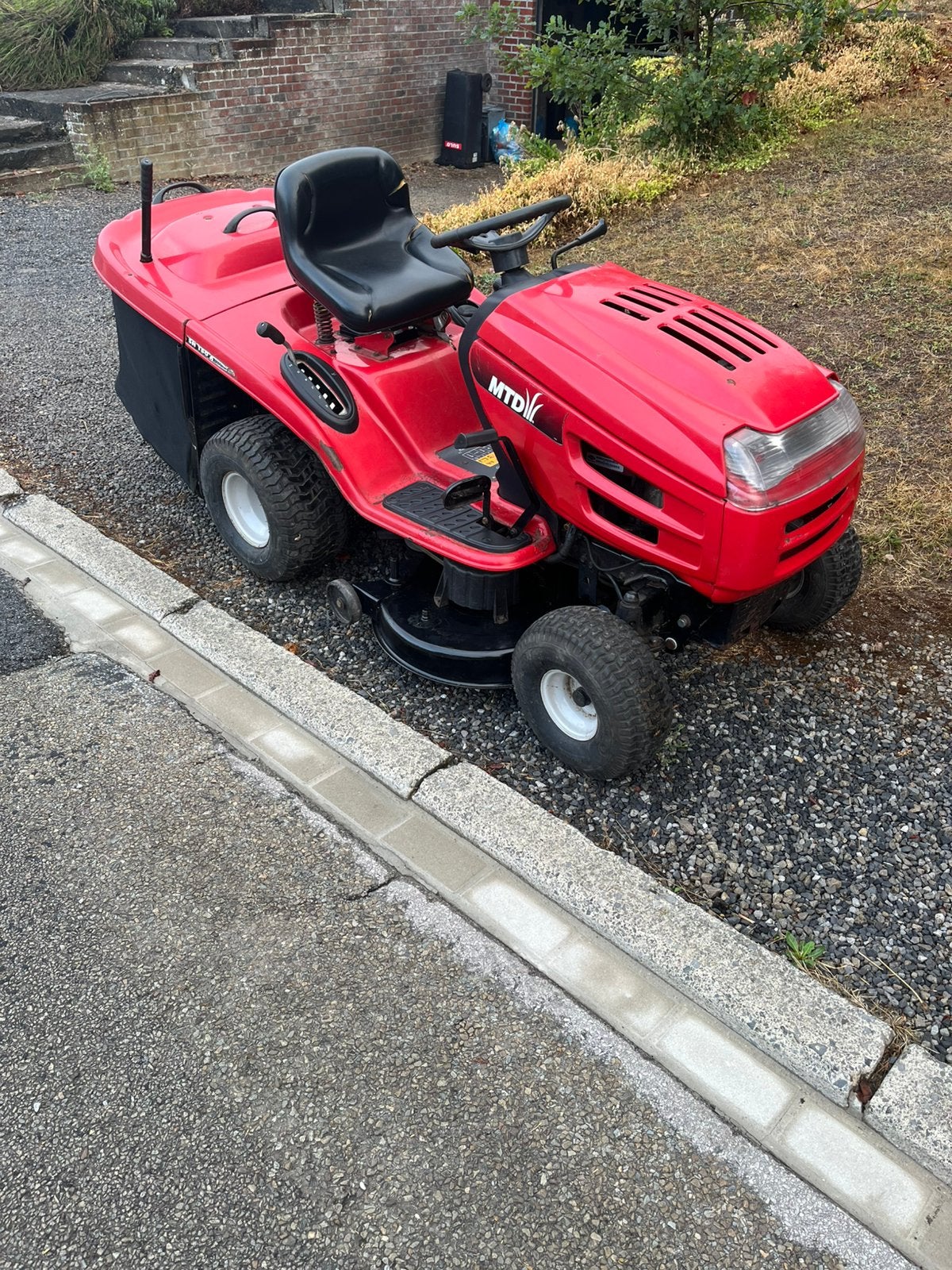 Tracteur tondeuse, Enlèvement, Comme neuf