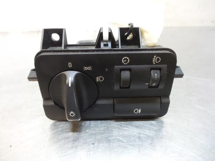 Commutateur lumière d'un BMW 3-Serie (3-Serie 98-), -, 3 mois de garantie, Utilisé, -
