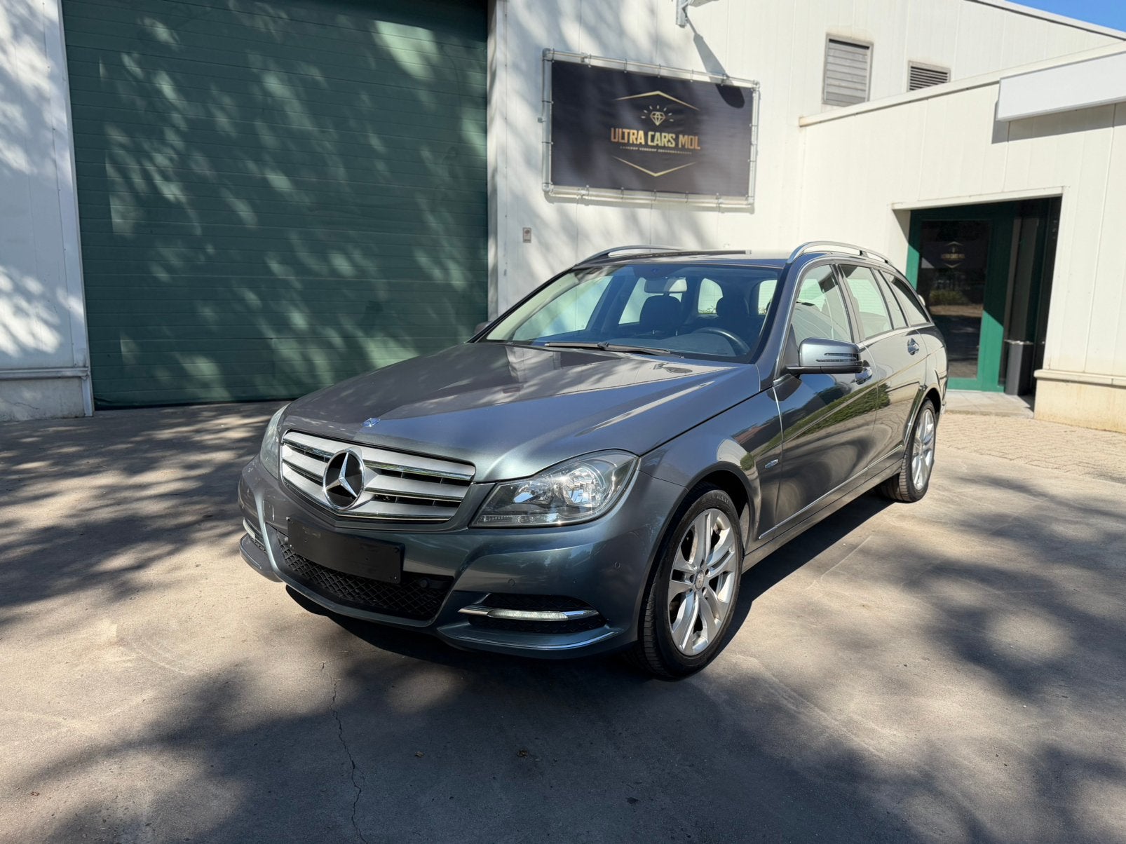 Mercedes C200 CDI Automaat/Facelift/Euro5/Avantgarde/GEKEURD, Automaat, Leder, Bedrijf, https://public.car-pass.be/vhr/e23af5f4-da01-48aa-8c18-e2b92d95fca0