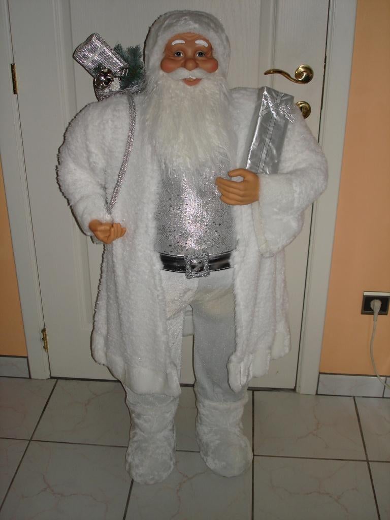 Prachtige kerstman in witte kledij 120 cm hoog nog als nieuw, Diversen, Ophalen, Zo goed als nieuw