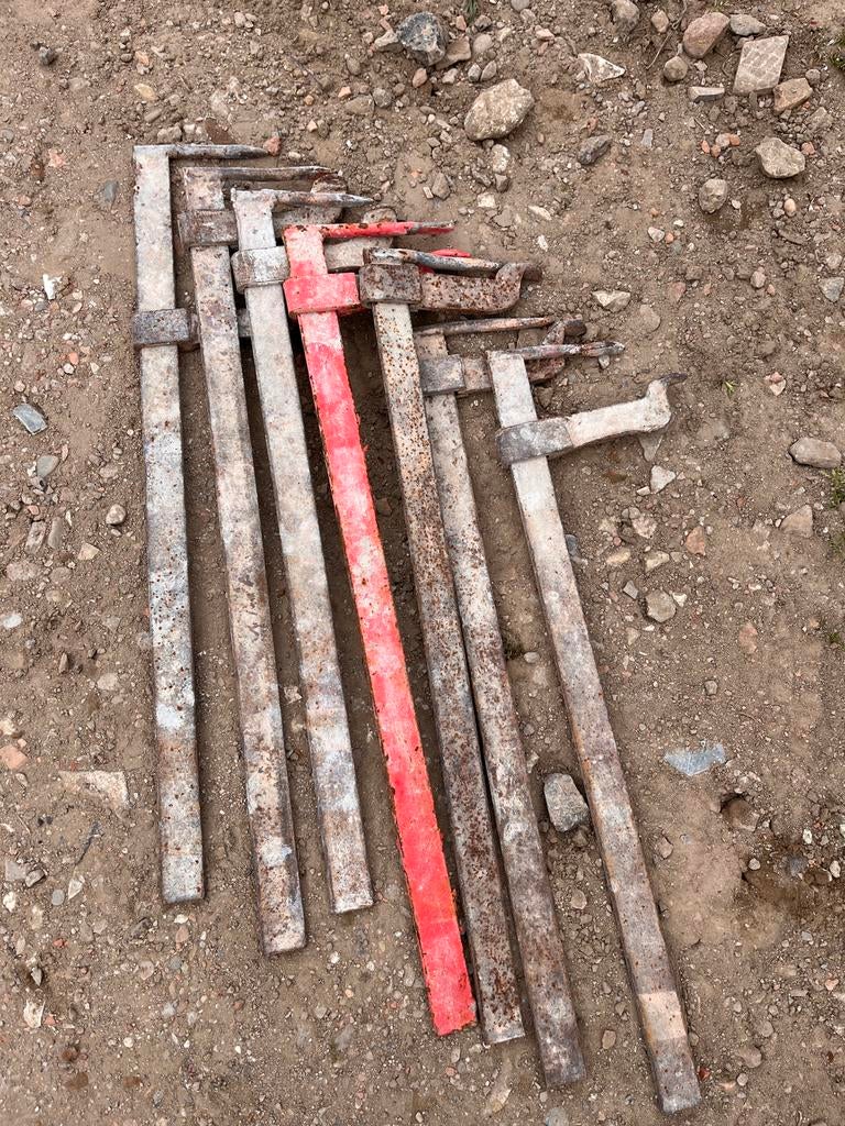 Trekhaken/trekkers voor metsprofielen, Ophalen, Gebruikt