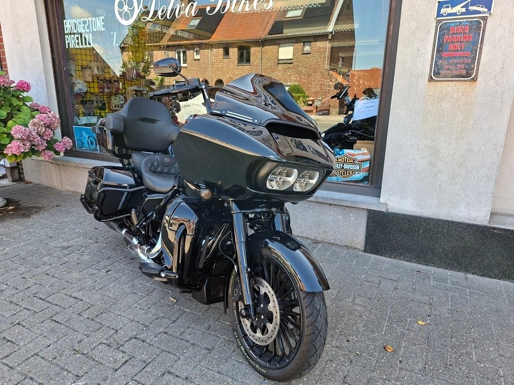 Glissière sur route Harley - 2018 - 29864 km, Motos, Entreprise, Occasion, Plus de 35 kW, 2 cylindres