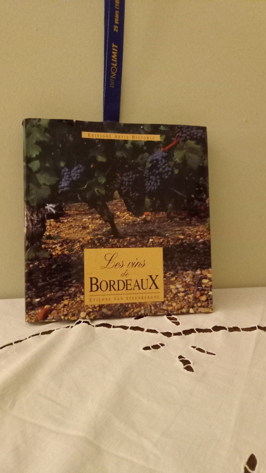 les vins de Bordeaux  édition artis Historia, Boeken, Prentenboeken en Plaatjesalbums, Ophalen of Verzenden, Zo goed als nieuw